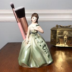 MCM “Prom Queen” Planter Vase Organizer